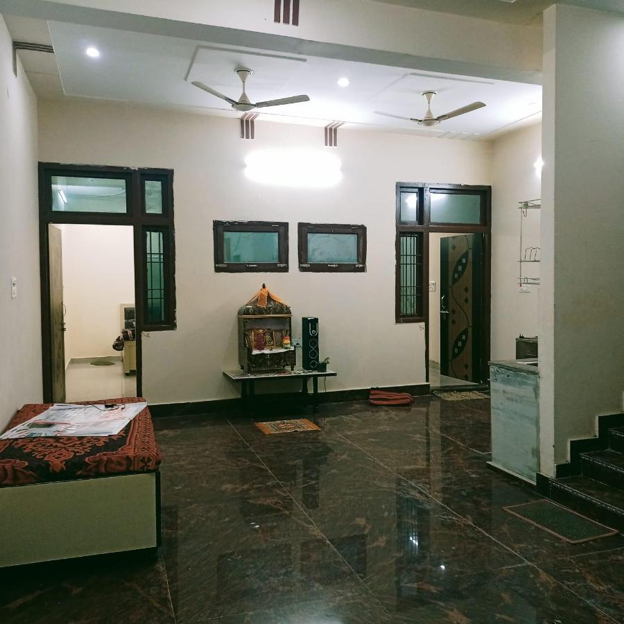 Radha Bhavan Vrindāvan Eksteriør bilde