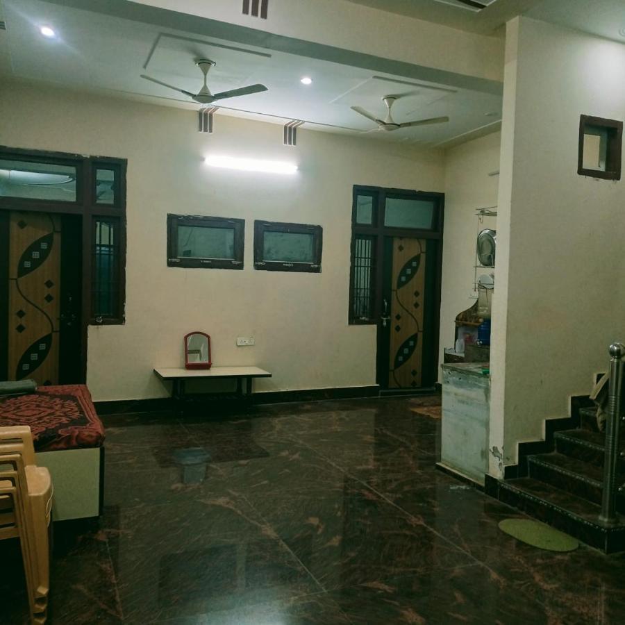 Radha Bhavan Vrindāvan Eksteriør bilde